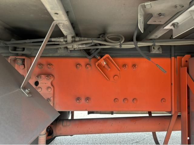 Nissan QUON 2019-01 7199688-28