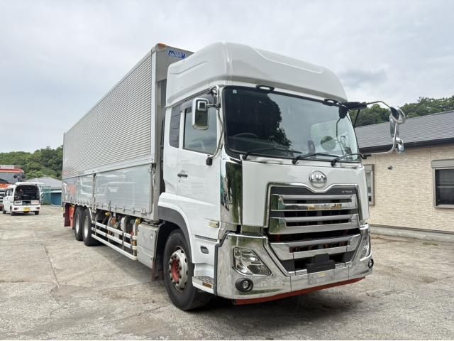 Nissan QUON 2019-01 7199688-2