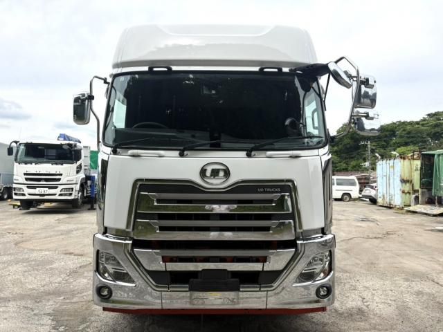 Nissan QUON 2019-01 7199688-4