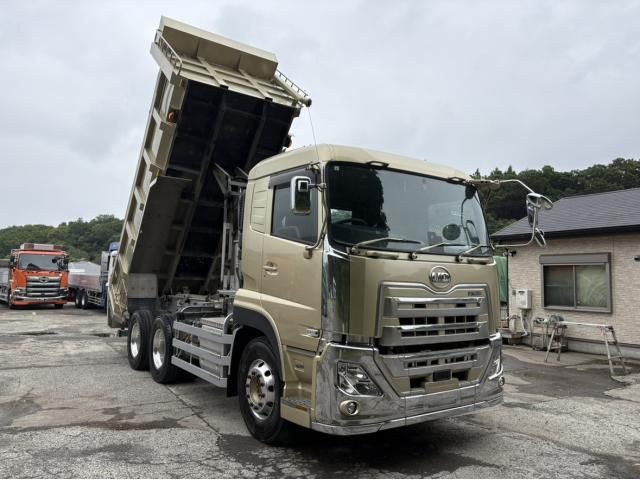 Nissan QUON 2022-06 7199684-13