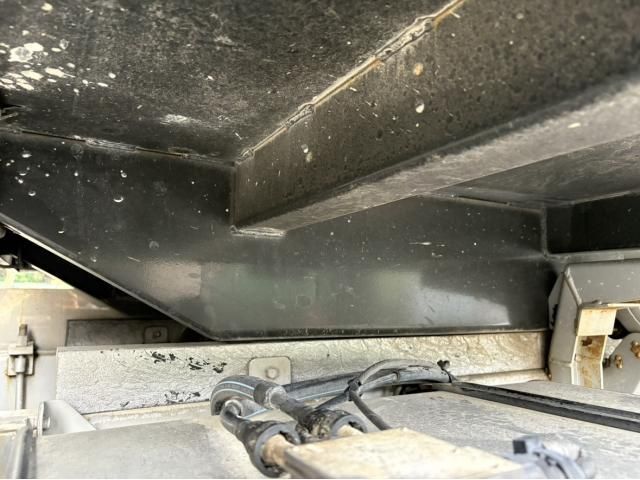Nissan QUON 2022-06 7199684-24