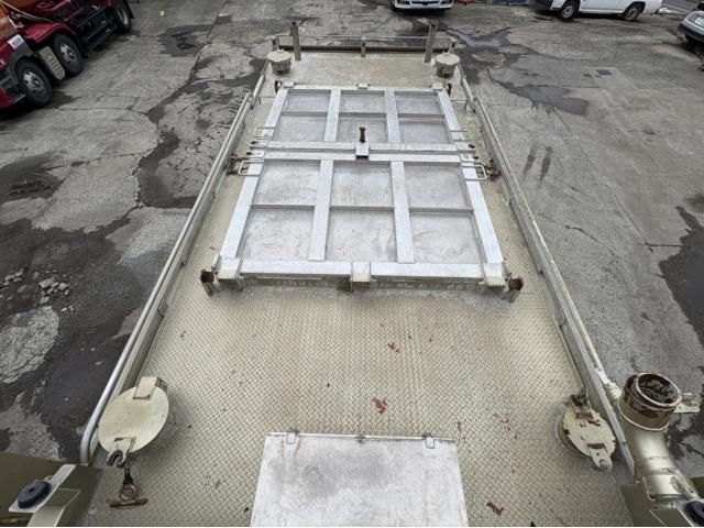 Nissan QUON 2022-06 7199684-8