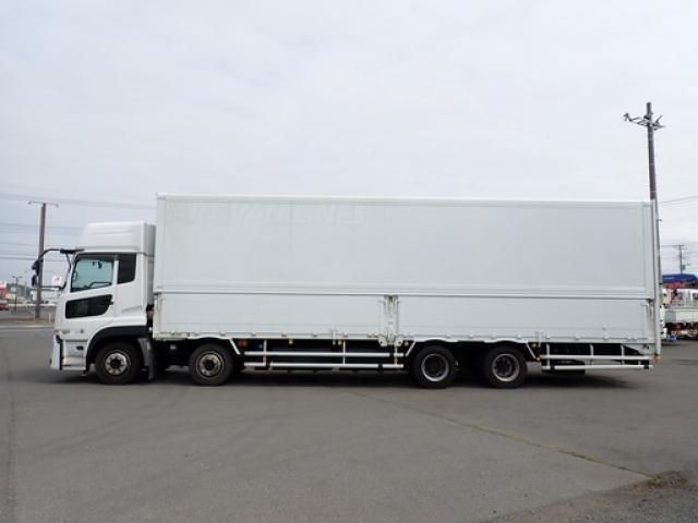 Nissan QUON 2020-09 7199687-7