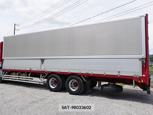 Nissan QUON 2019-03 7216158-10