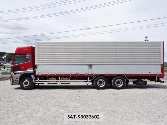 Nissan QUON 2019-03 7216158-11