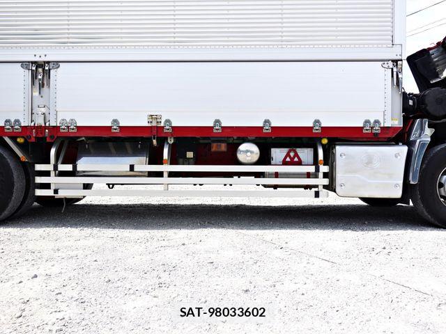 Nissan QUON 2019-03 7216158-20
