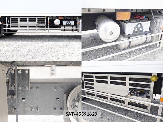 Nissan QUON 2019-12 7223963-21