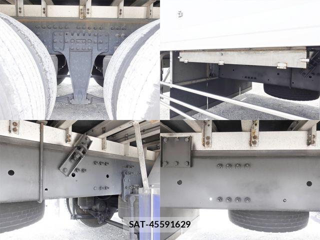 Nissan QUON 2019-12 7223963-22