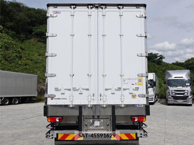 Nissan QUON 2019-12 7223963-8