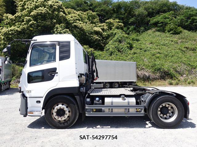 Nissan QUON 2022-10 7223962-10