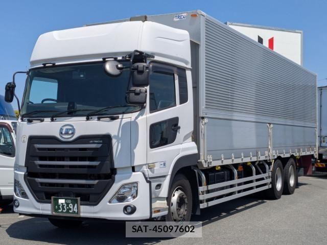 Nissan QUON 2020-03 7252015-0