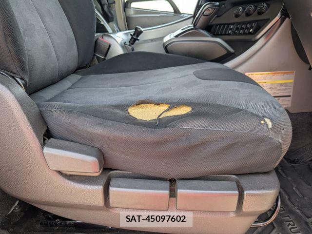 Nissan QUON 2020-03 7252015-8