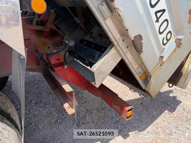 Nissan QUON 2014-03 7252021-16