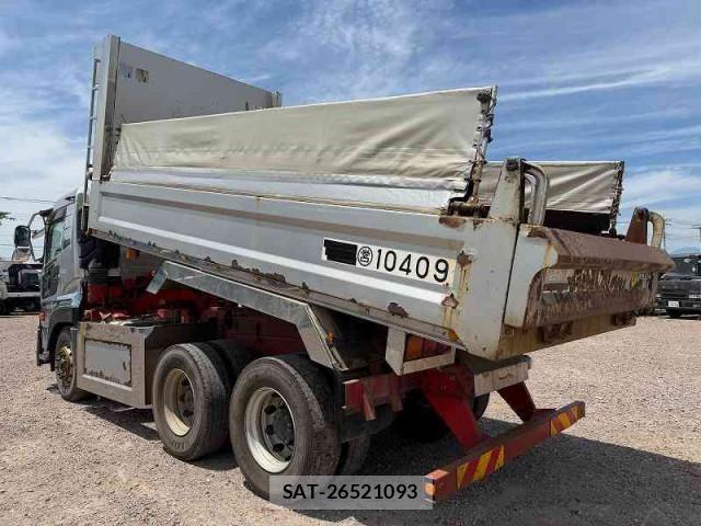 Nissan QUON 2014-03 7252021-2
