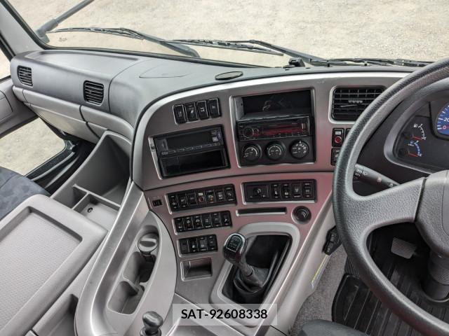 Nissan QUON 2017-04 7252019-27