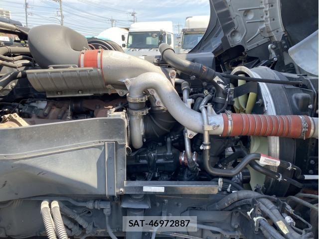 Nissan QUON 2018-06 7252023-25