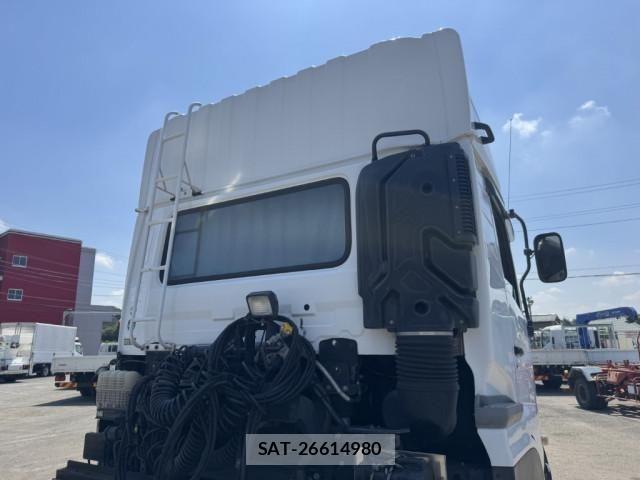 Nissan QUON 2019-03 7252017-15
