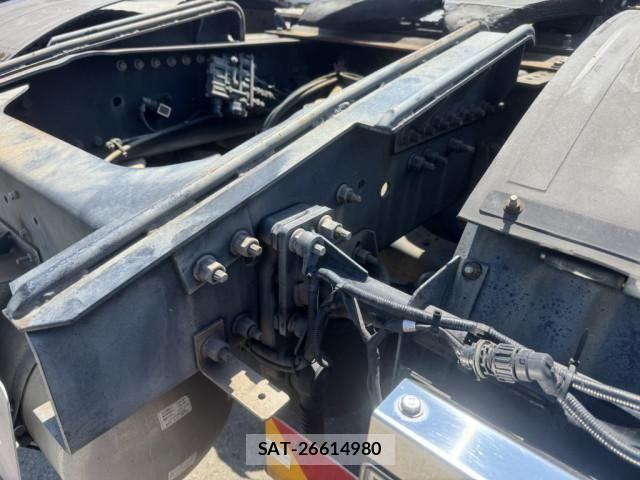 Nissan QUON 2019-03 7252017-17