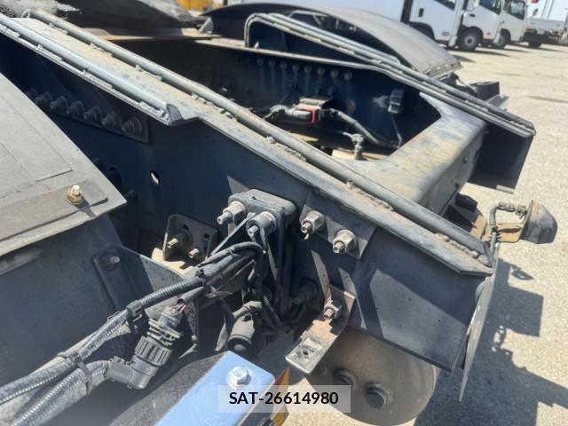 Nissan QUON 2019-03 7252017-18