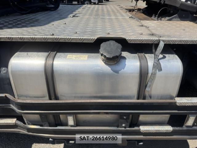 Nissan QUON 2019-03 7252017-22