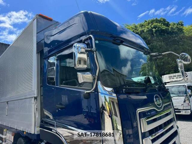 Nissan QUON 2020-06 7252013-9