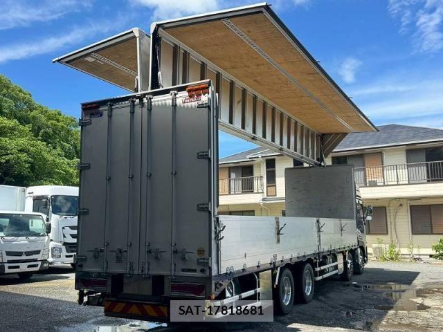 Nissan QUON 2020-06 7252013-19