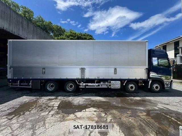Nissan QUON 2020-06 7252013-7