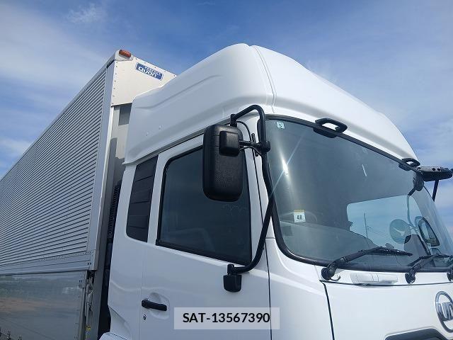Nissan QUON 2022-06 7252014-9
