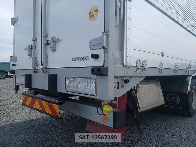 Nissan QUON 2022-06 7252014-26