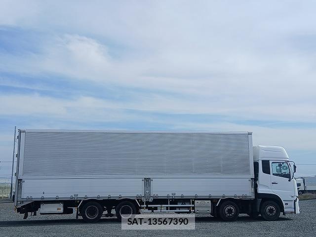 Nissan QUON 2022-06 7252014-3