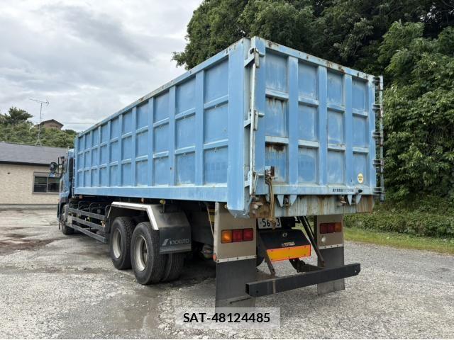 Nissan QUON 2008-07 7272766-1