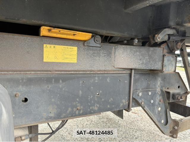 Nissan QUON 2008-07 7272766-26