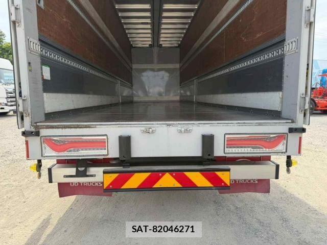 Nissan QUON 2022-03 7272764-9