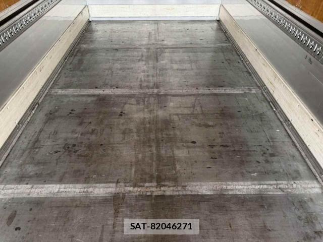 Nissan QUON 2022-03 7272764-15