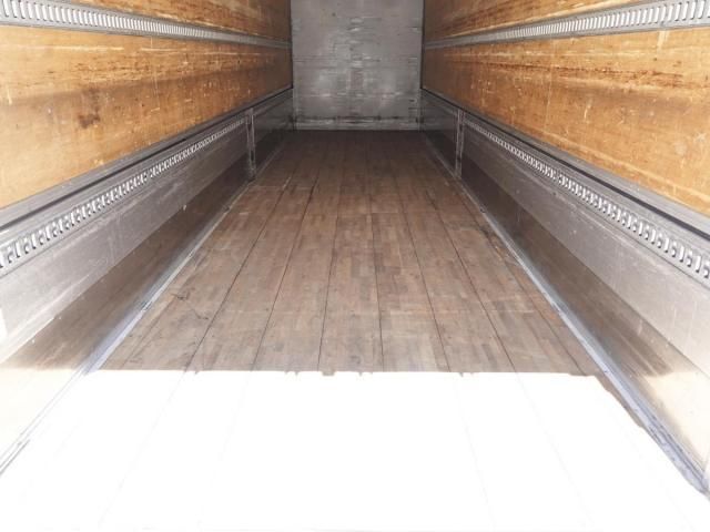 Nissan QUON 2015-09 7269160-14