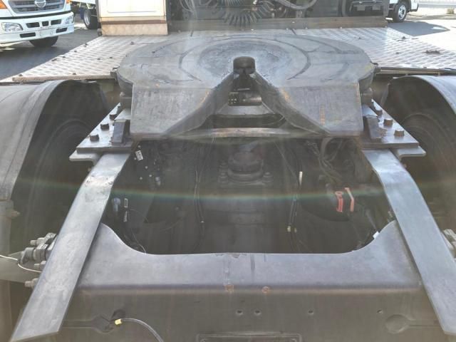 Nissan QUON 2020-07 7306693-7