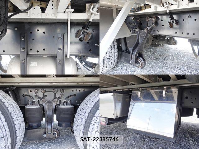 Nissan QUON 2016-08 7359444-20