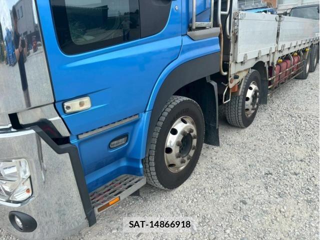 Nissan QUON 2019-01 7359442-9