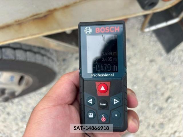 Nissan QUON 2019-01 7359442-12