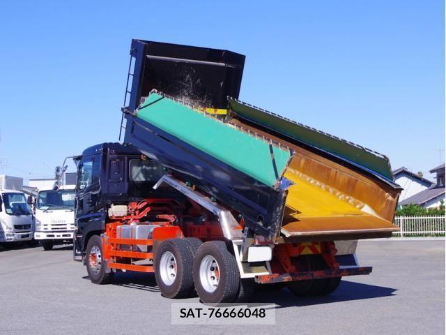 Nissan QUON 2017-09 7359440-2