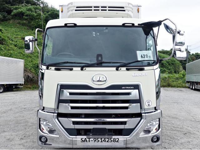 Nissan QUON 2018-10 7359448-2