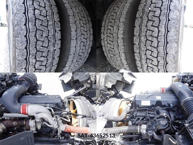 Nissan QUON 2016-08 7359446-18