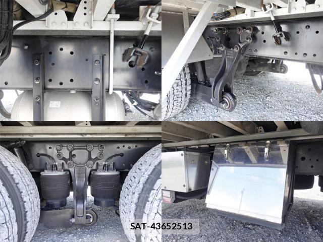 Nissan QUON 2016-08 7359446-21