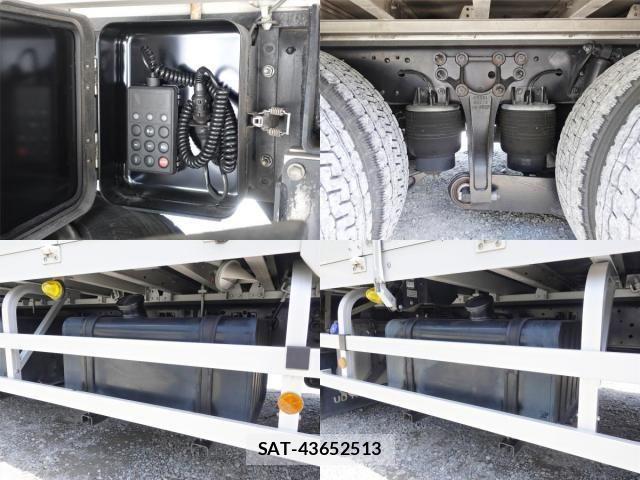 Nissan QUON 2016-08 7359446-23