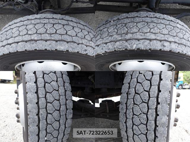 Nissan QUON 2018-10 7359445-16