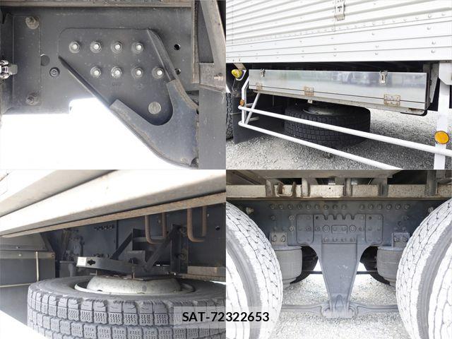 Nissan QUON 2018-10 7359445-21