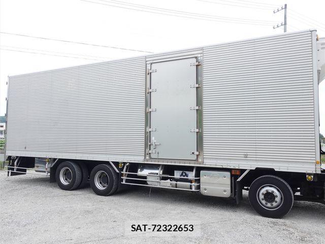 Nissan QUON 2018-10 7359445-3