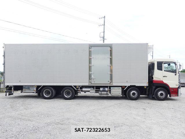 Nissan QUON 2018-10 7359445-4