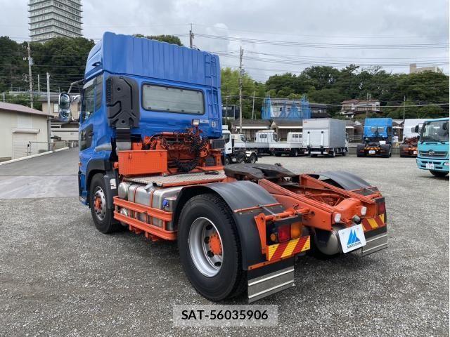Nissan QUON 2017-03 7359449-1