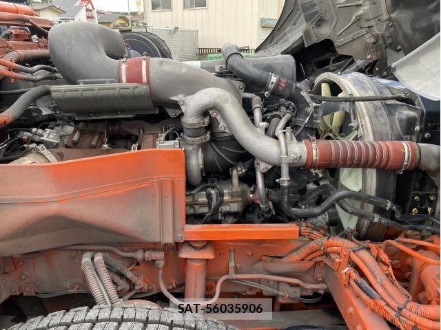 Nissan QUON 2017-03 7359449-28